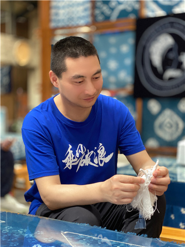 大理非遺扎染鮮花餅花漾時光體驗團建之旅 大理非遺扎染鮮花餅花漾時光體驗團建之旅