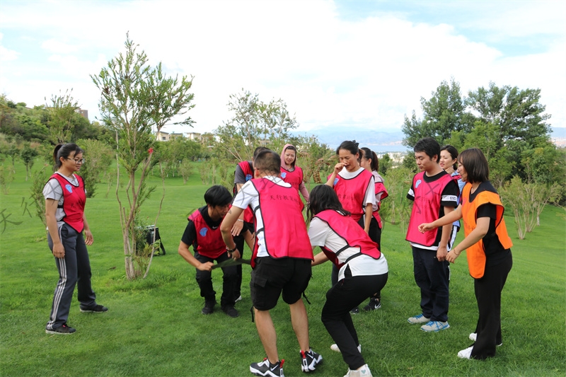 大理古城中成村鎮銀行凝聚力主題團建活動 大理古城中成村鎮銀行凝聚力主題團建活動