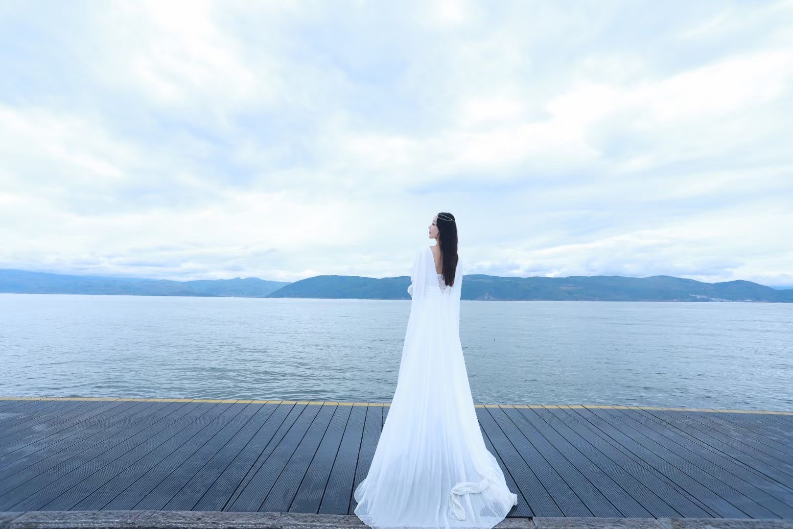 大理洱海喜洲古鎮吉普車專業旅拍一日游 大理洱海喜洲古鎮吉普車專業旅拍一日游