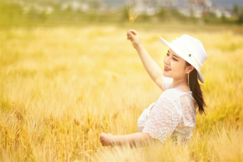 大理攝影攝像:大理洱海喜洲古鎮吉普車專業旅拍一日游 大理攝影攝像:大理洱海喜洲古鎮吉普車專業旅拍一日游