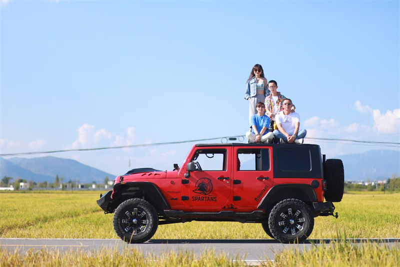 大理攝影攝像:大理洱海喜洲古鎮吉普車專業旅拍一日游 大理攝影攝像:大理洱海喜洲古鎮吉普車專業旅拍一日游