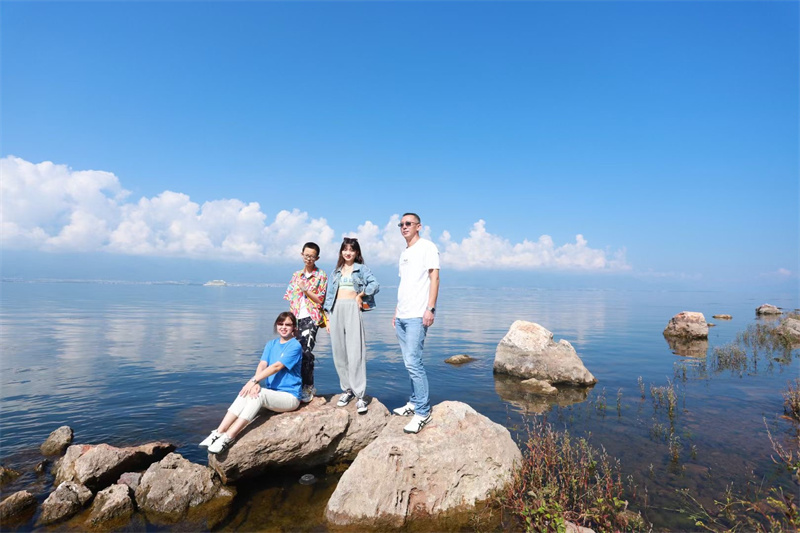 大理攝影攝像:大理洱海喜洲古鎮吉普車專業旅拍一日游 大理攝影攝像:大理洱海喜洲古鎮吉普車專業旅拍一日游