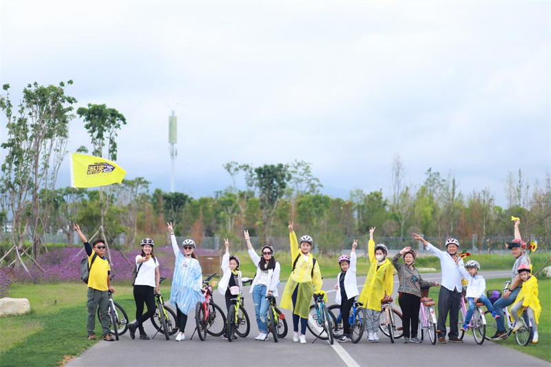 大理攝影攝像:大理洱海喜洲古鎮吉普車專業旅拍一日游 大理攝影攝像:大理洱海喜洲古鎮吉普車專業旅拍一日游